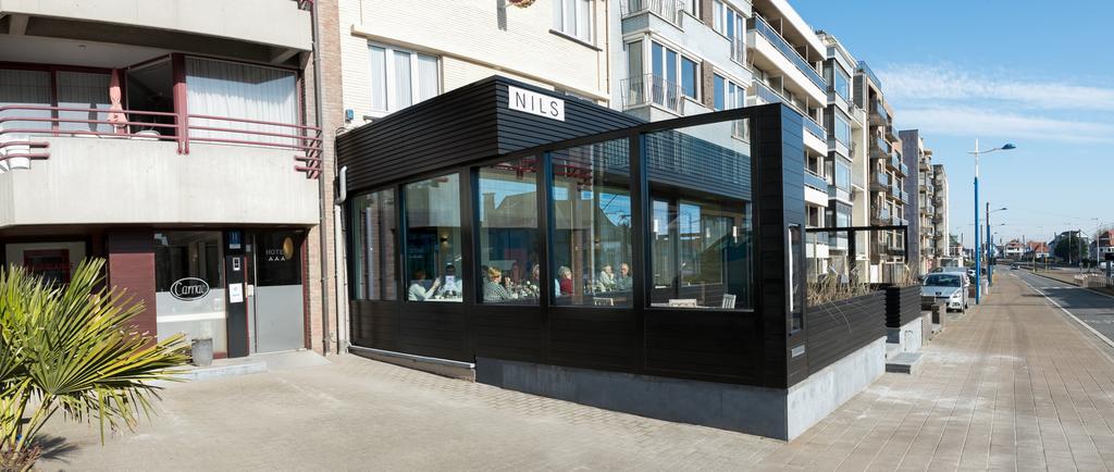 Hotel Carnac Koksijde Kültér fotó
